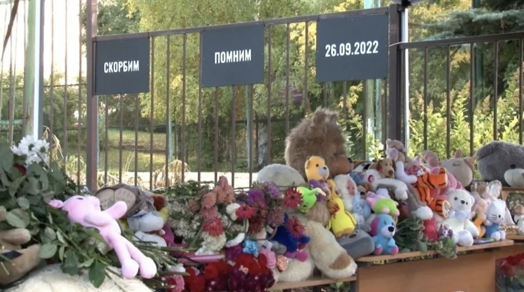 Верните детские сердца: как учителя спасали школьников от расстрела в Ижевске
