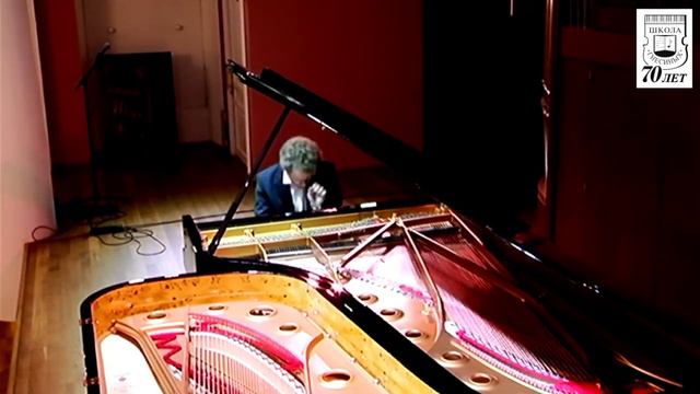 С.  Debussy  'Snow is dancing' from the 'Children's Corner'