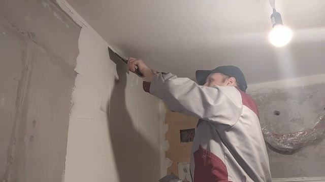 Выравнивание шпатлевкой стены из ПГП пазогребневых плит с малярной сеткой своими руками снято видео
