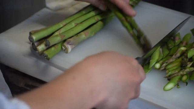 Stir Fried Asparagus with Soy Sauce
