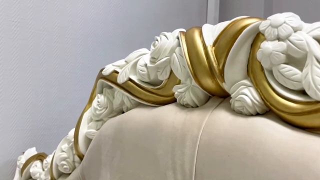 Кровать в стиле Романтического Прованса