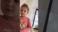 Уверенные жесты и хитрые глазки))) Как думаете, уговорила??