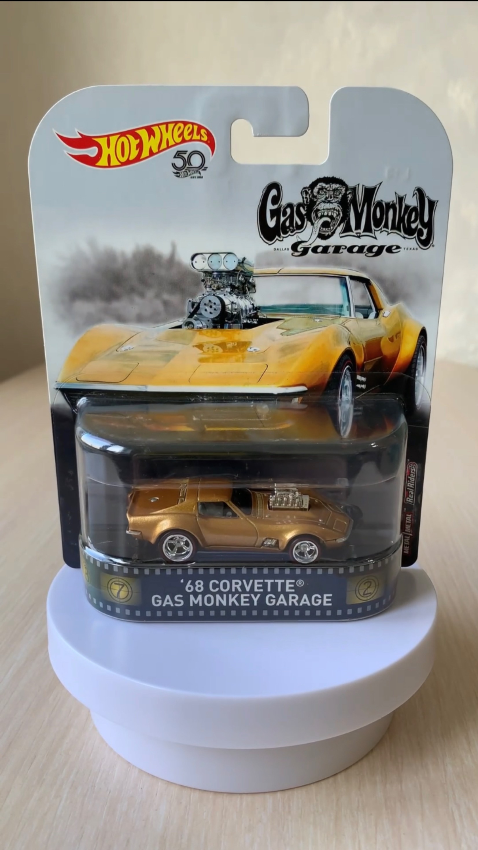 Hot wheels 68 CORVETTE GAS MONKEY GARAGE