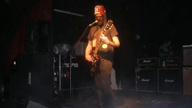 Fiend Without A Face - 08 - New York.wmv