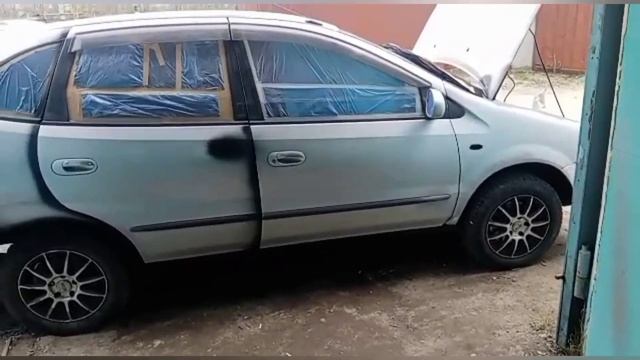 Nissan Tino покрашен, в цвет хамелеон.?????