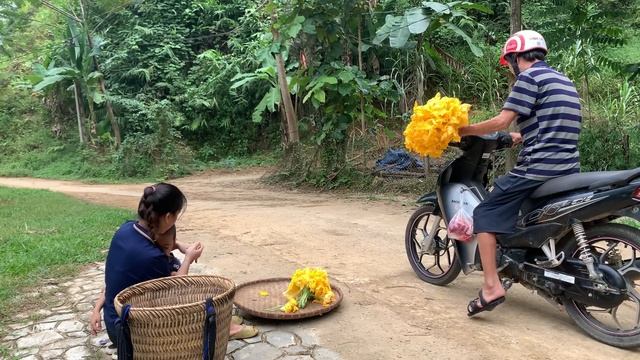 Harvest pumpkin flowers in the garden, take them to the market to sell - Discover the girl tied up