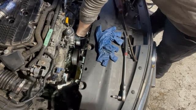 Infiniti e35 g37 m35 VTC cam cover Vq35hr replacement