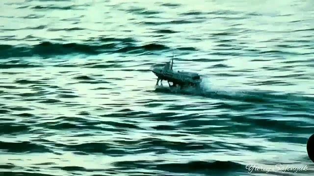 Теплоход на подводных крыльях Комета СССР