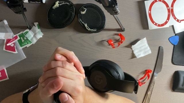 Beats Studio 2.0 Wireless Restoration - Replacing Ear Pads and Battery!