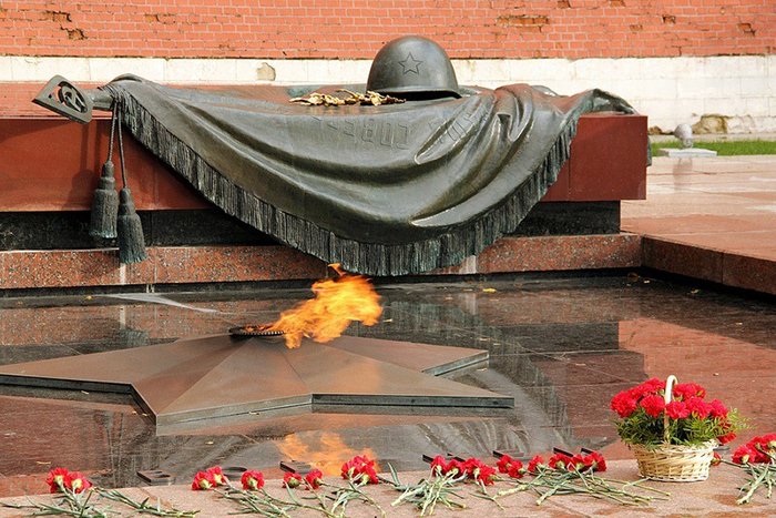 Традиция ставшая всемирной: урок исторической памяти об истории появления могилы неизвестного солдат