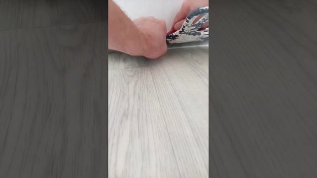 Простая РЕЗКА линолеума.