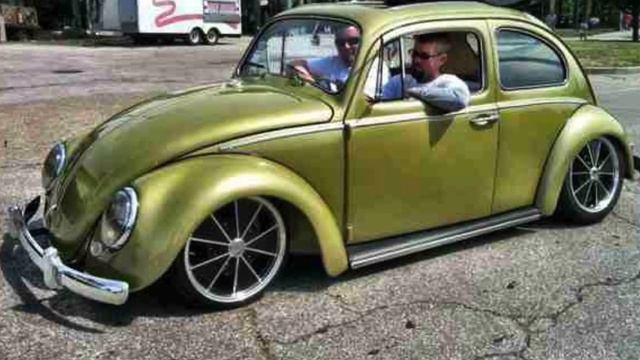 VW CUSTOM BUGS - VOLKSWAGEN BEETLE PIMPED