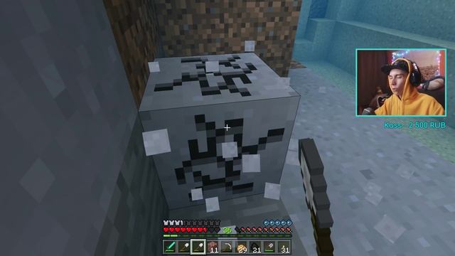 СТРОЮ ЖУТКИЙ ПОДВАЛ в МАЙНКРАФТ!! (Minecraft PE Выживание #9)