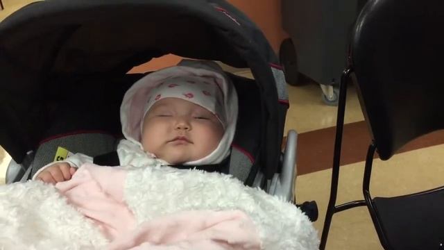 Сквозь сон улыбаемся папе