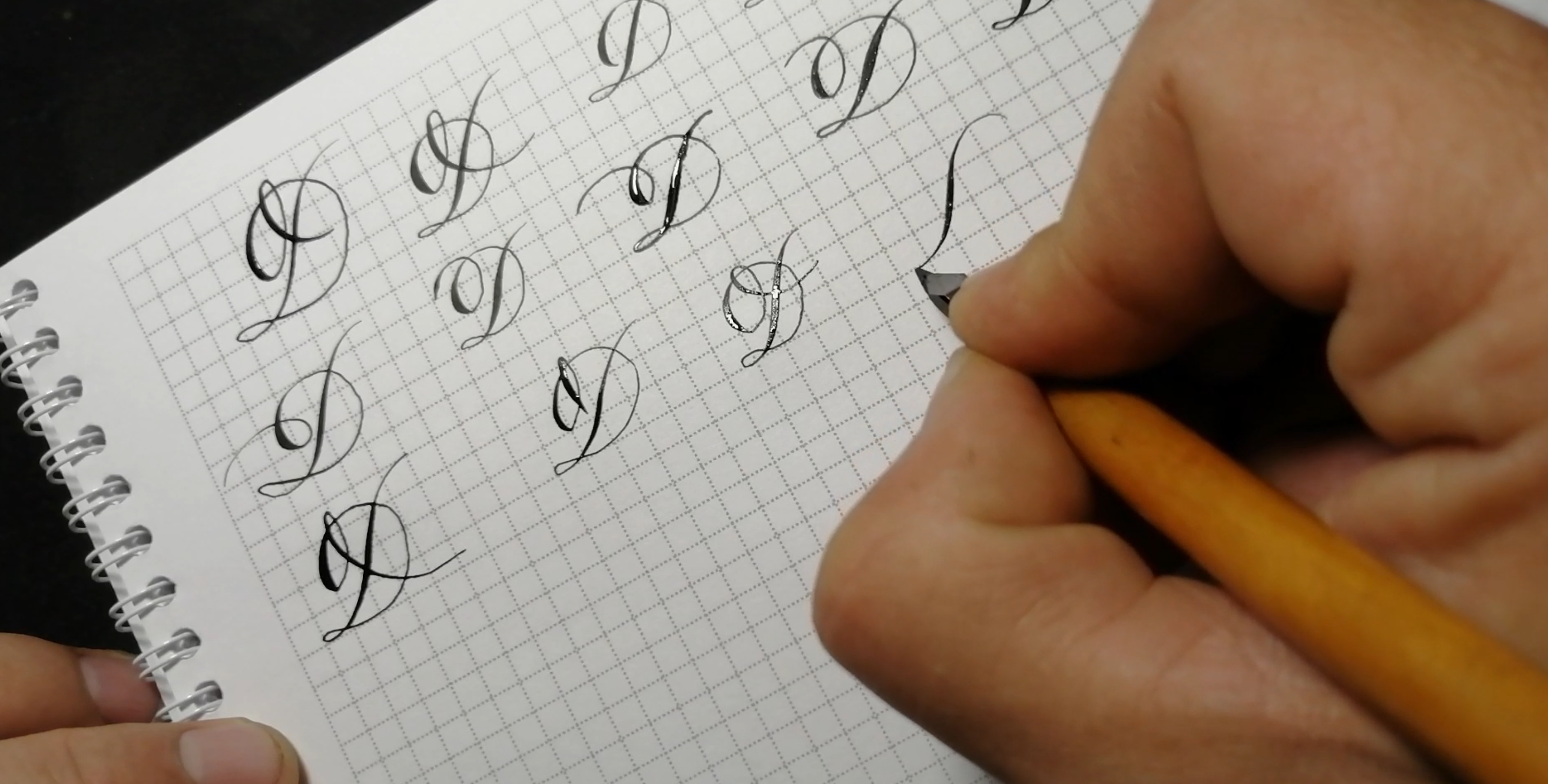 Как написать букву D или Д #каллиграфия
