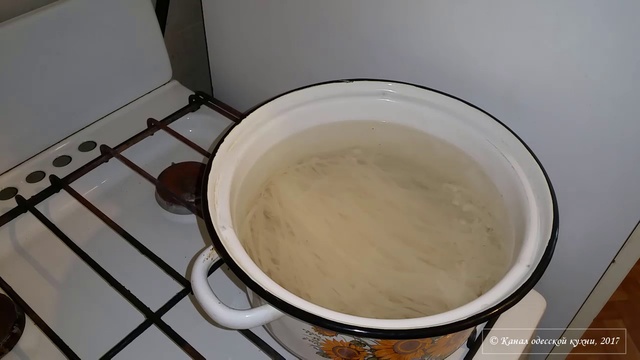 Рисовая лапша с овечьей брынзой