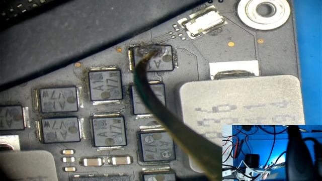 ? MacBook Air A1465 - No prende (otra vez) ?