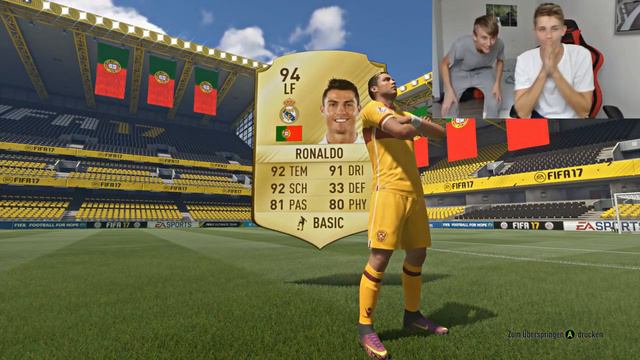 КРИШТИАНУ РОНАЛДУ В ПАКЕ ФИФА 17 FIFA 17 RONALDO IN A PACK