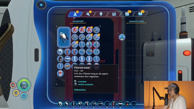 knify Plays Subnautica - Episode 12 Aurora Crew Cabins and Modification Station