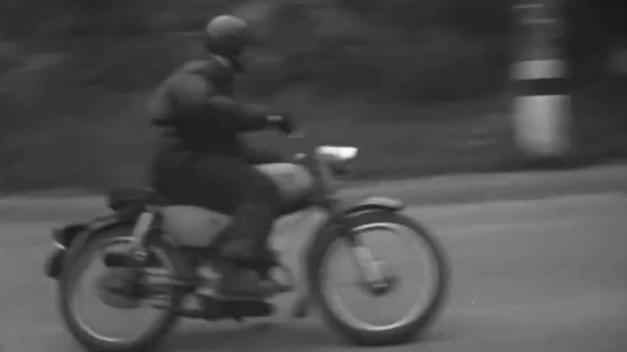 1967 год. Jawa 90 - новинка года.