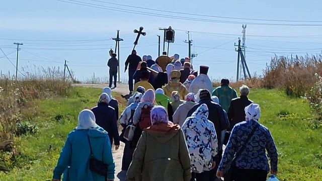 крестный ход на праздник Воспоминание чуда Архистатига Михаила, бывшего в Хонех (IV в)