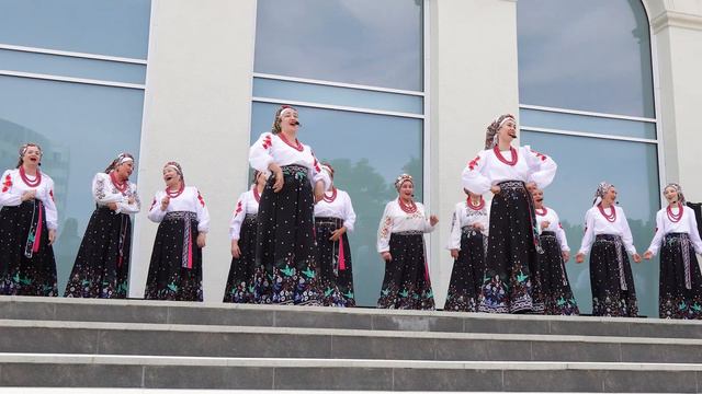 «И кто его знает». Анс. "Черноморочка", город-курорт Анапа