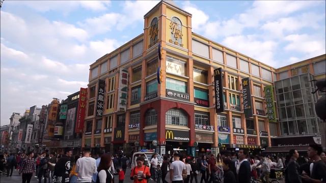 Пешеходная улица Шансяцзю (Shangxiajiu Pedestrian Street) - достопримечательности Гуанчжоу