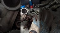 Разбор старой турбины #автосалон #автосервис #ремонтавто #деагностика #турбина #слесарка #ремонт