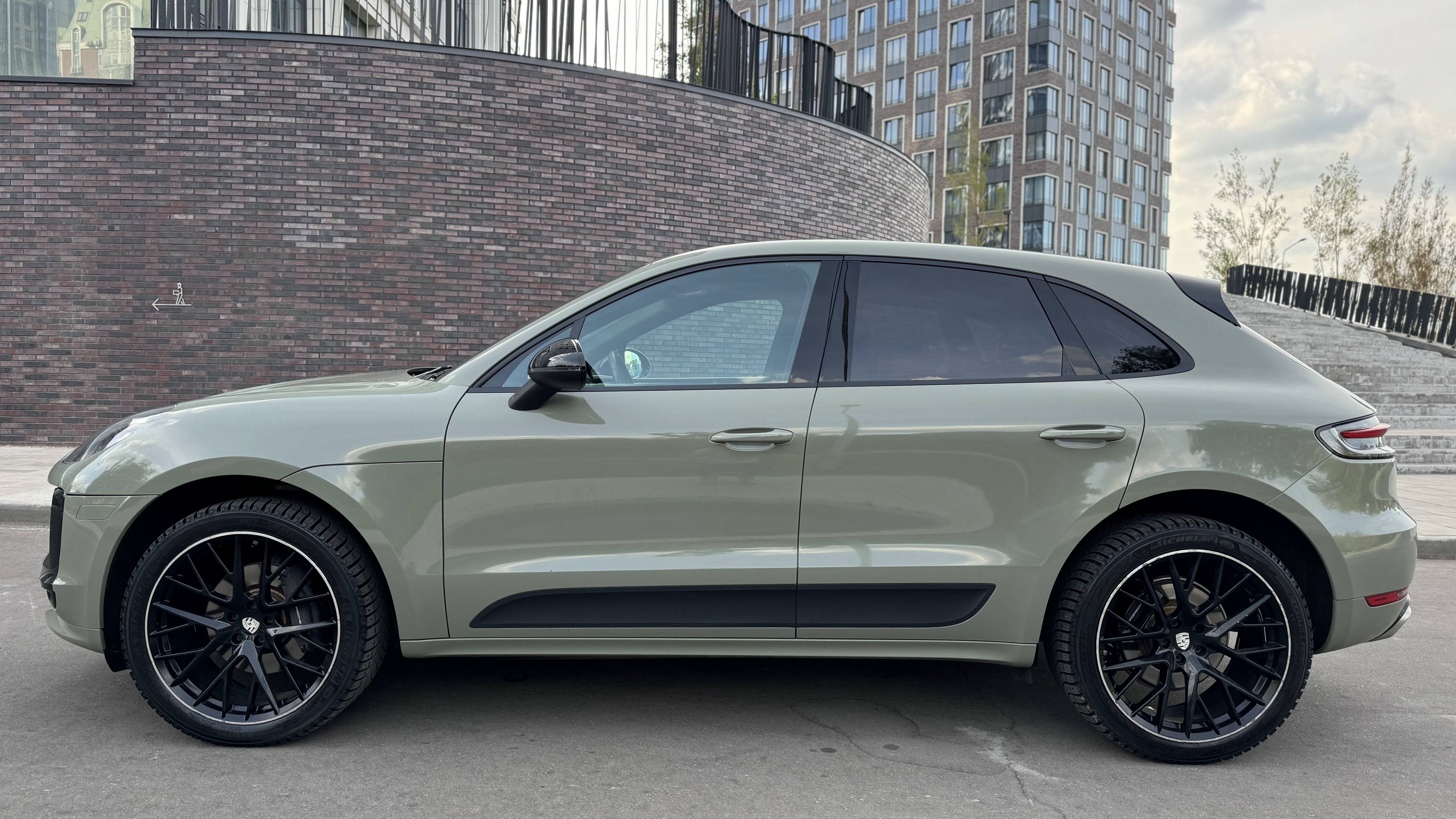 Porsche Macan 2020