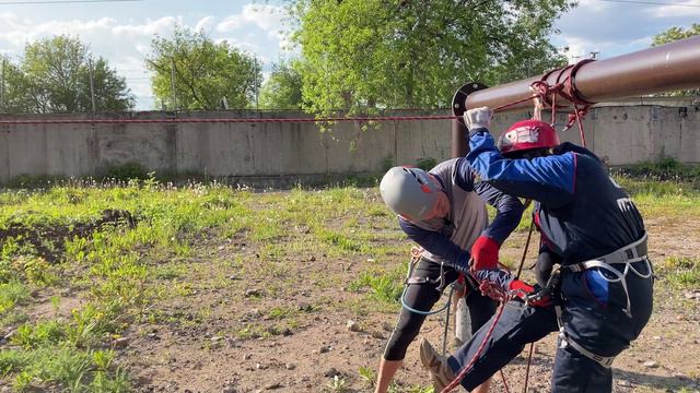 Переправа группы по навесной переправе | Основы альп. подготовки 2. | А. В. Темнов