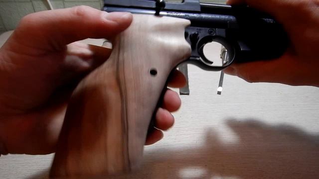 Пистолет Crosman 1377 самодельная рукоять и приклад