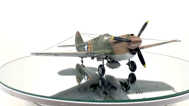 Curtiss P-40 модель 1/72
