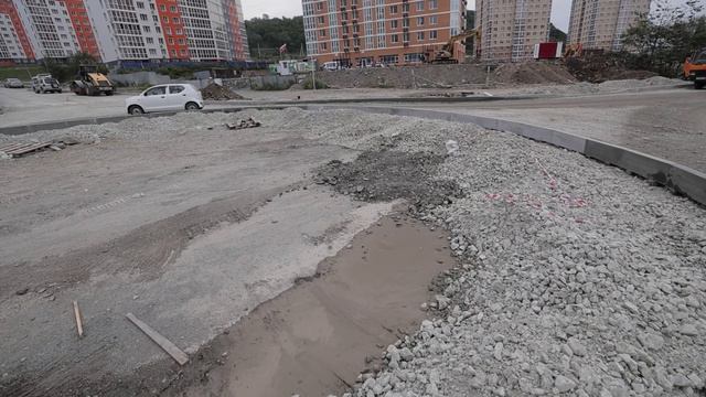 В районе Патрокла началось строительство дорог.