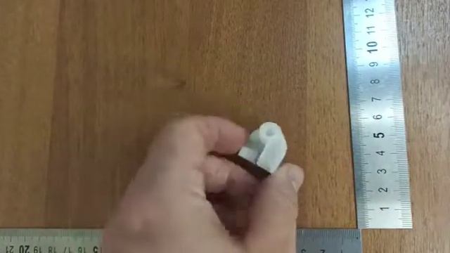 Комплектующие к электропастуху: изоляторы