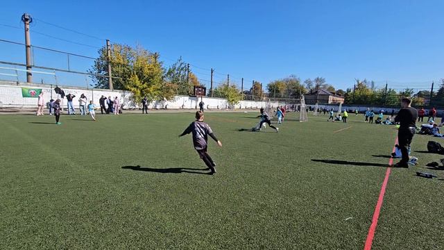 Кубок Первоклассника⚽️ Торнадо - ФК Иркутск-ЦРС чёрные. 1 тайм.