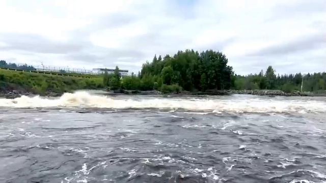 Красота и мощь стихии 🌊