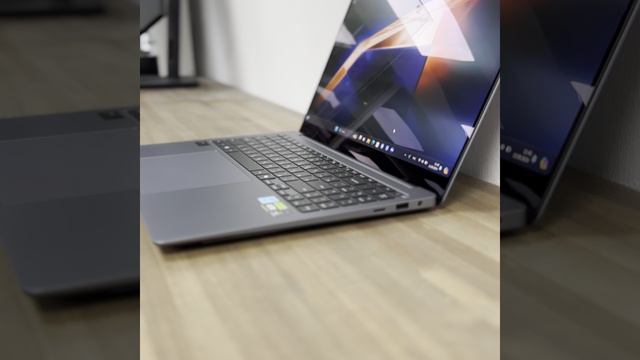 Ноутбук Samsung Galaxy Book4 Ultra