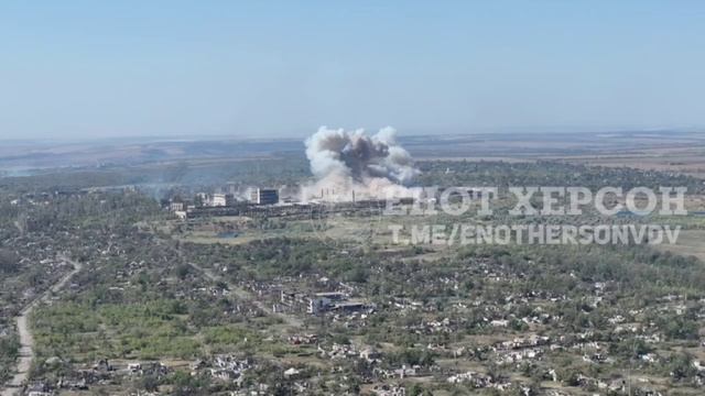 Массированный удар по заводу в Часов Яре