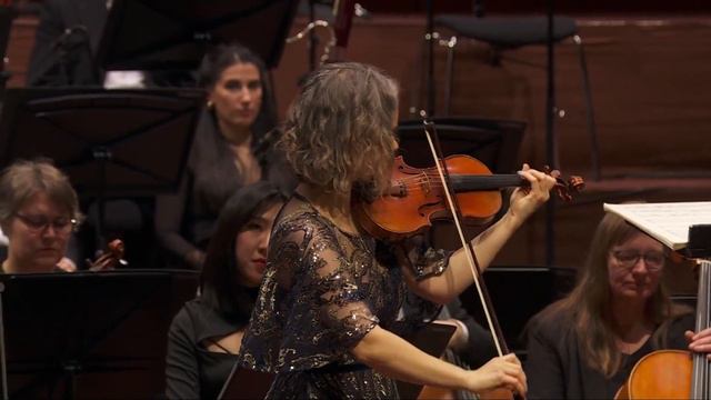 Bach: violin partita no.1 (sarabande) - Hilary Hahn