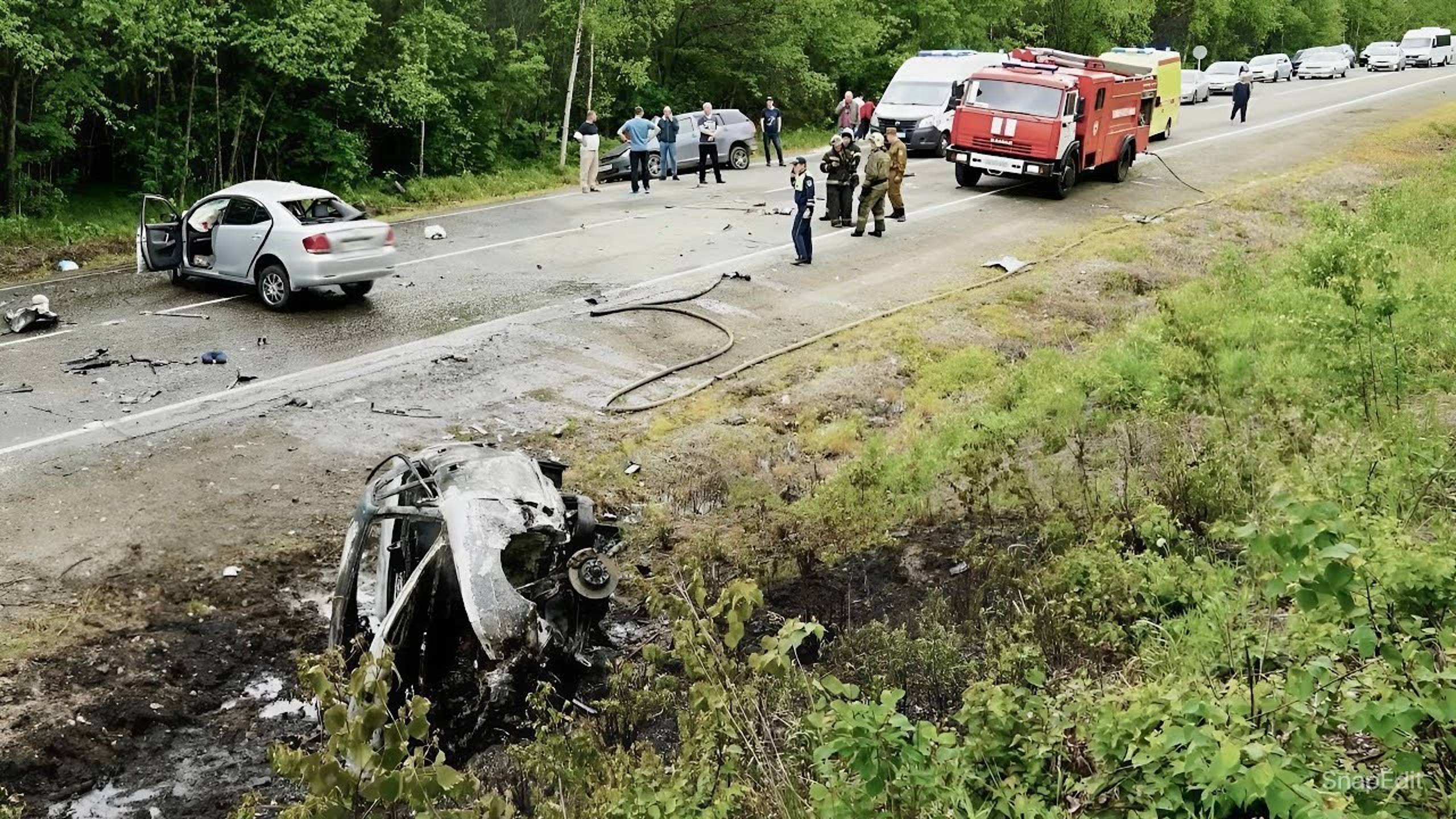 «Одно колесо погубило семью». Двое взрослых и ребёнок погибли в ДТП в Хабаровском крае