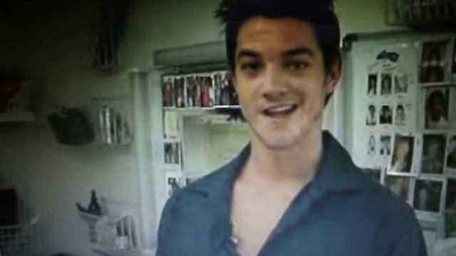 Craig Horner Blue Water High talking about make-up