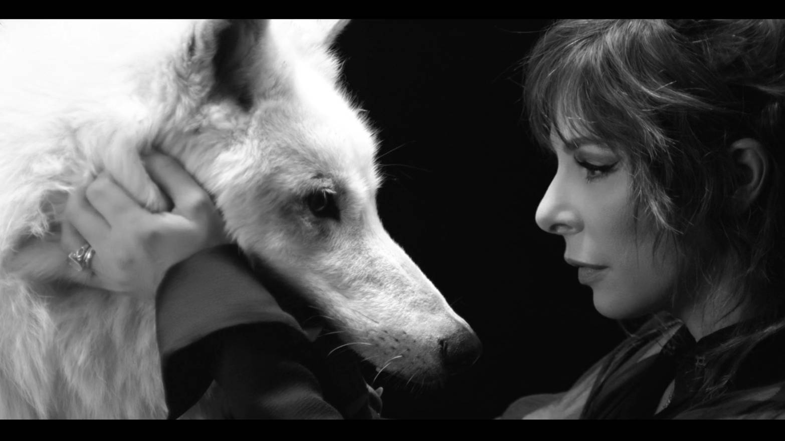 Mylene Farmer - Des larmes (HD)