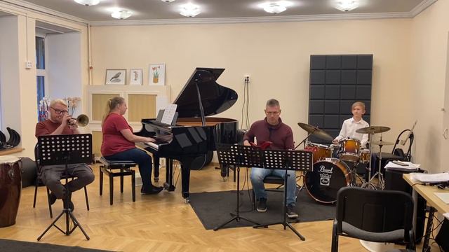 Михаил Иванов . Horace Silver - «Nica’s Dream»