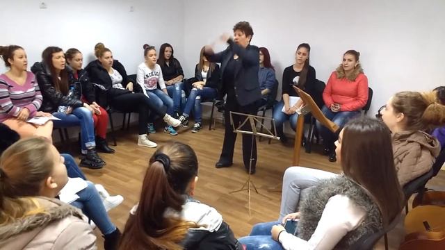 Clase coro Escuela Dobri Hristov Varna 4