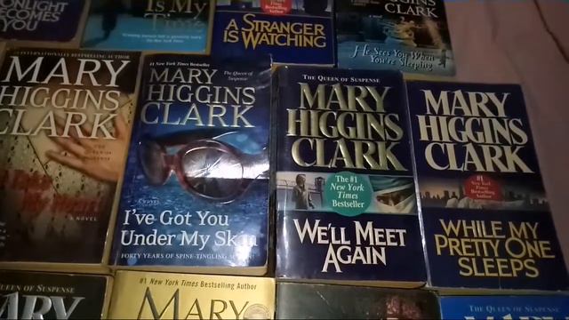 Mary Higgins Clark Book Collection!