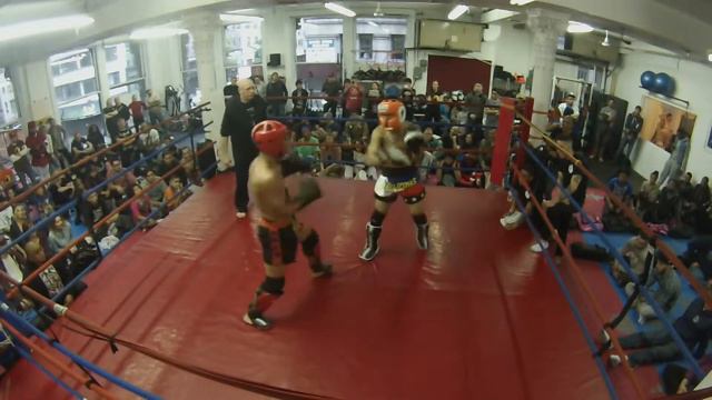 Chok Sabai Smoker: Adiel vs  Adrian