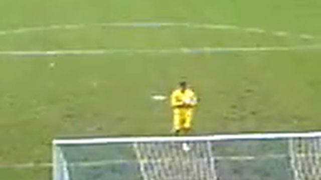 Artur Boruc Blessing himself