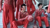 WWW.REVIJASTOP.SI Slovenija ima talent: Dunking Devils priprave