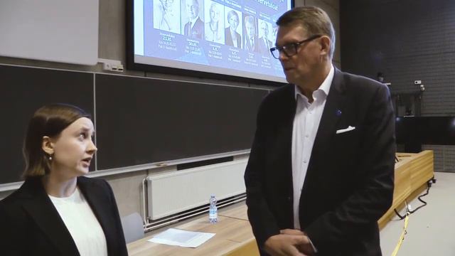 Matti Vanhanen eduskuntatutkimuksen keskuksen presidenttivaaliluennolla
