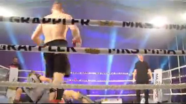 Marcin Gałązka nokautuje Patryka Grzymałę